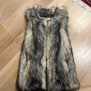 Women’s faux fur vest